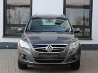 Gebraucht VW Tiguan 140 PS (102 kW) 2010 Grau SUV