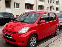 Gebraucht Daihatsu Sirion 69 PS (50 kW) 2008 Rot Kleinwagen