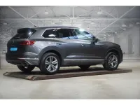 Gebraucht VW Touareg Elegance 286 PS (210 kW) 2023 Siliziumgrau metallic SUV