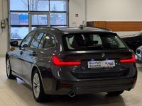 Gebraucht BMW 320 Advantage 190 PS (139 kW) 2021 Grau Limousine