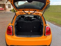 Second-hand Mini One D 95 CP (69 kW) 2015 Portocaliu Hatchback