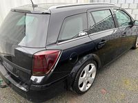 Gebraucht Opel Astra 125 PS (91 kW) 2012 Schwarz Kombi