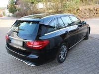 Gebraucht Mercedes C220 AMG 170 PS (125 kW) 2018 Schwarz Kombi