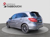 Gebraucht Mercedes B200 Urban 136 PS (100 kW) 2015 Grau Kleinwagen