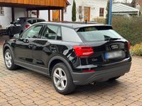 Gebraucht Audi Q2 116 PS (85 kW) 2017 Schwarz SUV