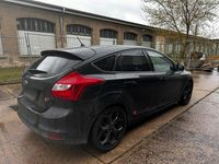 Gebraucht Ford Focus ST-Line 140 PS (102 kW) 2014 Limousine