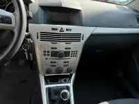 Gebraucht Opel Astra 116 PS (85 kW) 2007 Grau Limousine