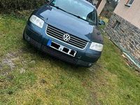 Second-hand VW Passat 131 CP (96 kW) 2004 Albastru Break