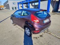 Gebraucht Ford Fiesta 82 PS (60 kW) 2008 Violet Kleinwagen