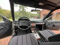 Gebraucht Mercedes 200 118 PS (86 kW) 1988 Grau Limousine