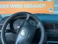 Gebraucht VW Golf IV 75 PS (55 kW) 2000 Schwarz Kleinwagen