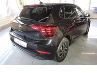 Gebraucht VW Polo Life 95 PS (69 kW) 2023 Schwarz Kleinwagen