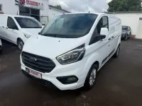 Gebraucht Ford 300 Trend 170 PS (125 kW) 2018 Weiß Van / Kleinbus