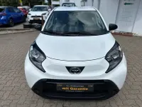 Gebraucht Toyota Aygo X X-play 72 PS (52 kW) 2022 Weiß SUV