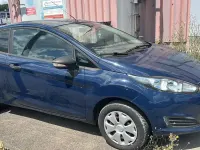 Gebraucht Ford Fiesta Ambiente 60 PS (44 kW) 2014 Blau Kleinwagen