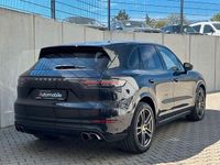 Gebraucht Porsche Cayenne Turbo 549 PS (403 kW) 2018 Schwarz SUV