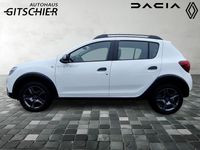 Gebraucht Dacia Sandero Celebration 90 PS (66 kW) 2017 Weiß Limousine