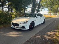 Gebraucht Maserati Ghibli 350 PS (257 kW) 2017 Weiß Limousine