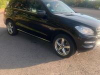 Gebraucht Mercedes ML350 258 PS (189 kW) 2012 Schwarz SUV