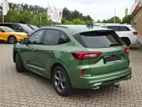 Neu Ford Kuga ST-Line 151 PS (111 kW) 2025 Bursting green metallic SUV