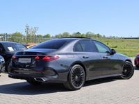 Używany Mercedes E220 Advanced 197 KM (144 kW) 2025 Szary Sedan/Limuzyna