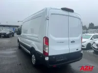 Käytetty Ford Transit Trend 131 HP (96 kW) 2023 Valkoinen Tila-auto