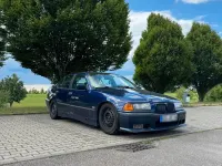 Gebraucht BMW 320 150 PS (110 kW) 1997 Blau Limousine