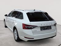 Gebraucht Skoda Superb Style 156 PS (114 kW) 2021 Candyweiß uni Kombi