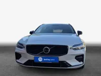 Gebraucht Volvo V60 145 PS (106 kW) 2025 Kombi