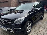 Gebraucht Mercedes ML350 258 PS (189 kW) 2014 Schwarz SUV