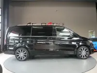 Gebraucht Mercedes V300 Avantgarde 237 PS (174 kW) 2025 Schwarz Van / Kleinbus