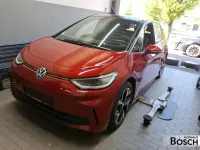 Gebraucht VW ID.3 Pro 150 kW (204 PS) 2024 Kings red Kleinwagen