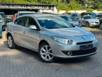 Gebraucht Renault Fluence Dynamique 110 PS (80 kW) 2010 Silber Limousine