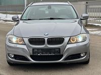 Gebraucht BMW 330 Comfort Edition 245 PS (180 kW) 2012 Grau Kombi