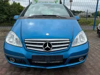 Gebraucht Mercedes A180 Avantgarde 109 PS (80 kW) 2009 Blau Limousine