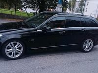 Gebraucht Mercedes C220 170 PS (125 kW) 2013 Schwarz Kombi