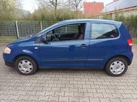 Gebraucht VW Fox 54 PS (39 kW) 2005 Blau Kleinwagen