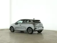 Używany Renault Clio V Techno 94 KM (69 kW) 2025 Szary Sedan/Limuzyna