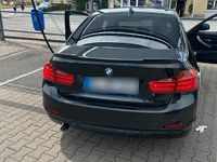 Second-hand BMW 318 143 CP (105 kW) 2012 Negru Berlinǎ