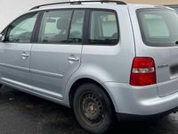 Gebraucht VW Touran 115 PS (84 kW) 2004 Silber Van / Kleinbus