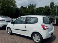 Gebraucht Renault Twingo Expression 75 PS (55 kW) 2013 Weiß Kleinwagen