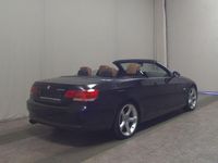 Gebraucht BMW 325 Cabriolet 218 PS (160 kW) 2008 Black sapphire metallic Cabrio