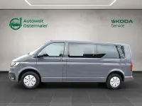 Gebraucht VW Caravelle Comfortline 150 PS (110 kW) 2024 Pure grey Van