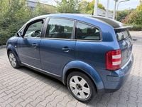Usado Audi A2 90 HP (66 kW) 2004 Azul Citadino