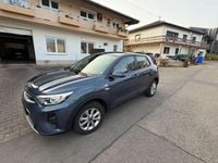 Gebraucht Kia Stonic Edition 7 131 PS (96 kW) 2017 Blau SUV