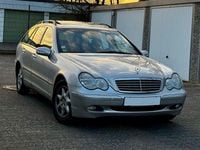 Gebraucht Mercedes C220 Elegance 143 PS (105 kW) 2002 Silber Limousine