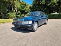 Gebraucht Mercedes 190 136 PS (100 kW) 1993 Blau Limousine