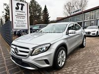 Usata Mercedes GLA200 136 CV (100 kW) 2014 Argento SUV