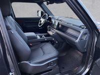 Gebraucht Land Rover Defender SE Dynamic 300 PS (220 kW) 2024 Carpathain SUV