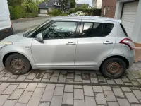 Gebraucht Suzuki Swift 75 PS (55 kW) 2013 Silber Kleinwagen
